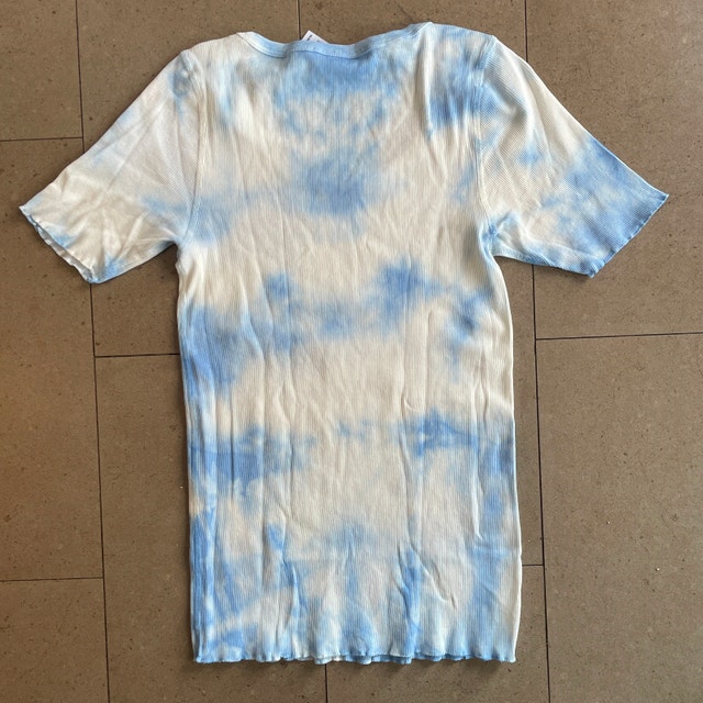 NWOT Helmut Lang Tie-Dye Scoop Neck T-Shirt Top Blue/White-MED - photo 4