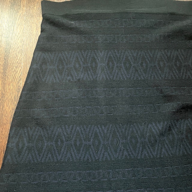Simons Contemporaine Black/Deep Blue Knit A-Line Skirt - Large - photo 2