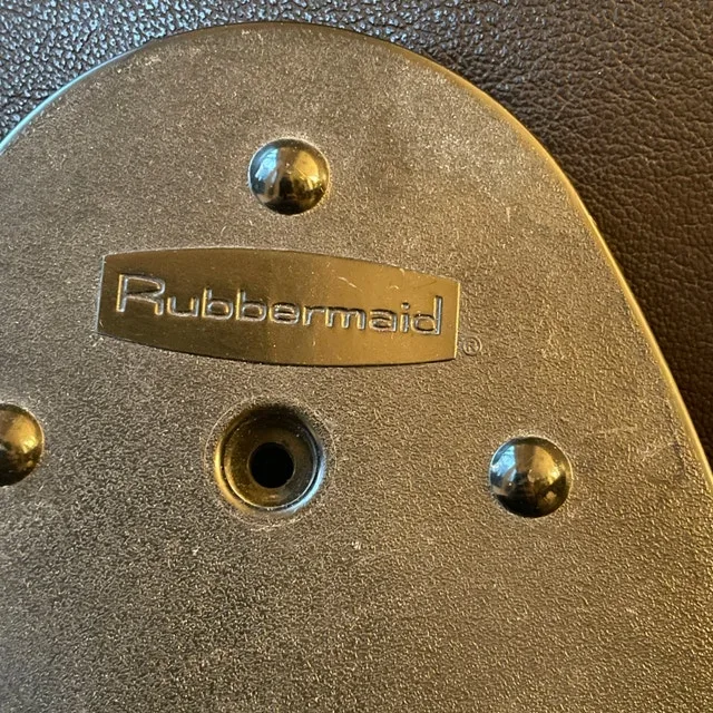 Rubbermaid Wall Mount Ironing Board Holder - photo 5