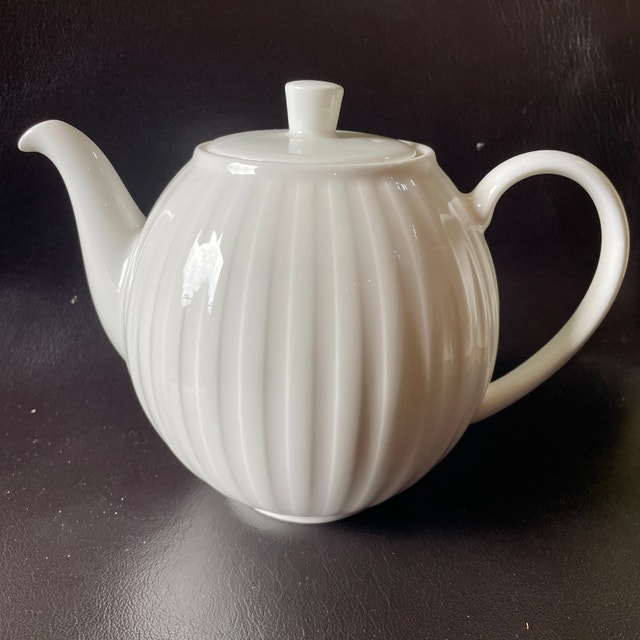 Stunning Wedgwood Night and Day Bone China Teapot - Flawed