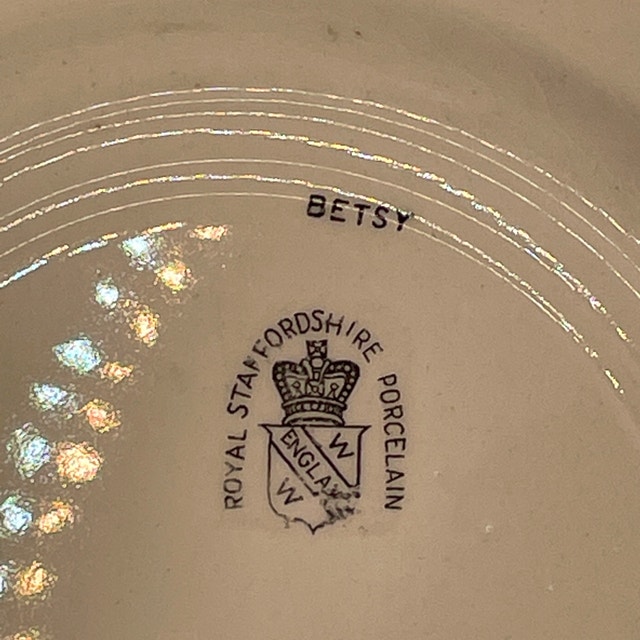 1940s Royal Staffordshire Betsy Art Deco Plate - photo 4