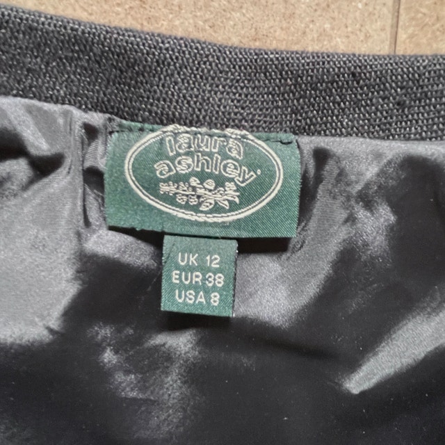 Laura Ashley Black 100% Linen Skirt w/ Bottom Ruffle-Size 12 - photo 2