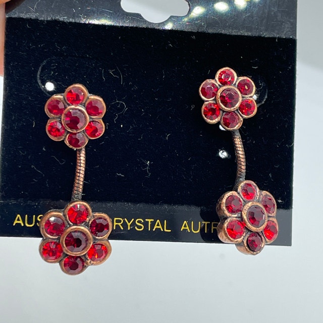 Red Gemstone Flower Earrings for pierced ears - Really cute - photo 5