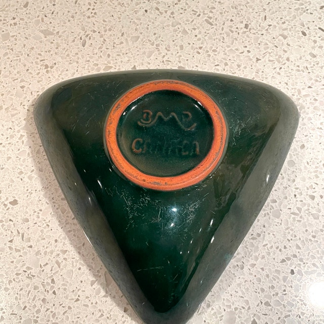 Vintage Mid Century Blue Mountain Pottery Triangular Bowl Dish - photo 4