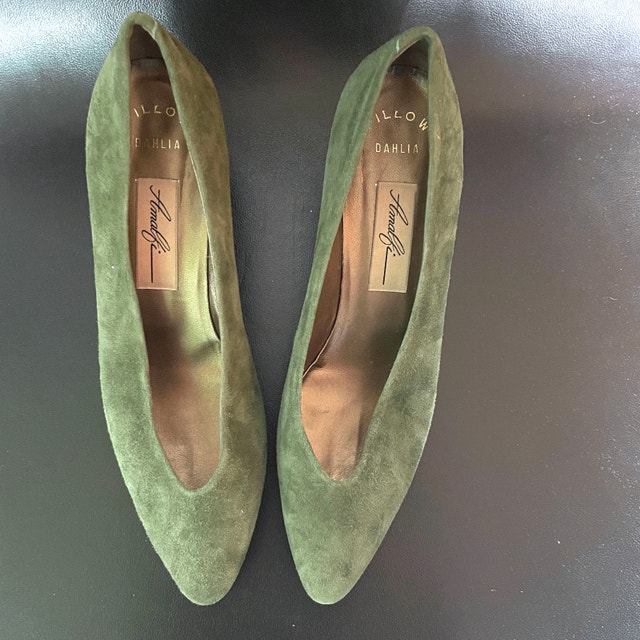 Amalfi Sage Green Suede Kitten Heel Pumps - Size 8.5AA - Italy - photo 2