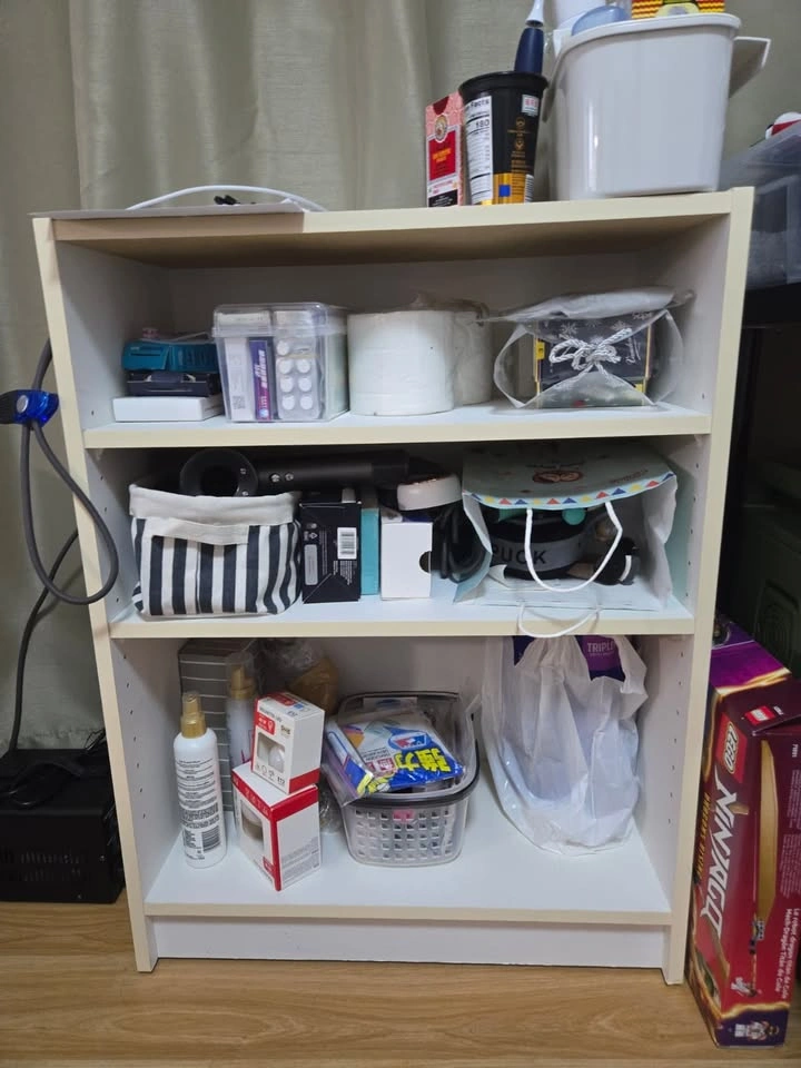 White Wooden Shelf - photo 4