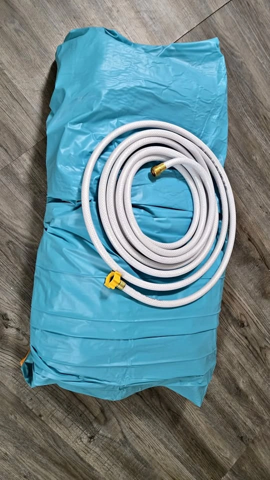 Big Inflatable Pool (118") + 25 Ft. Water Hose