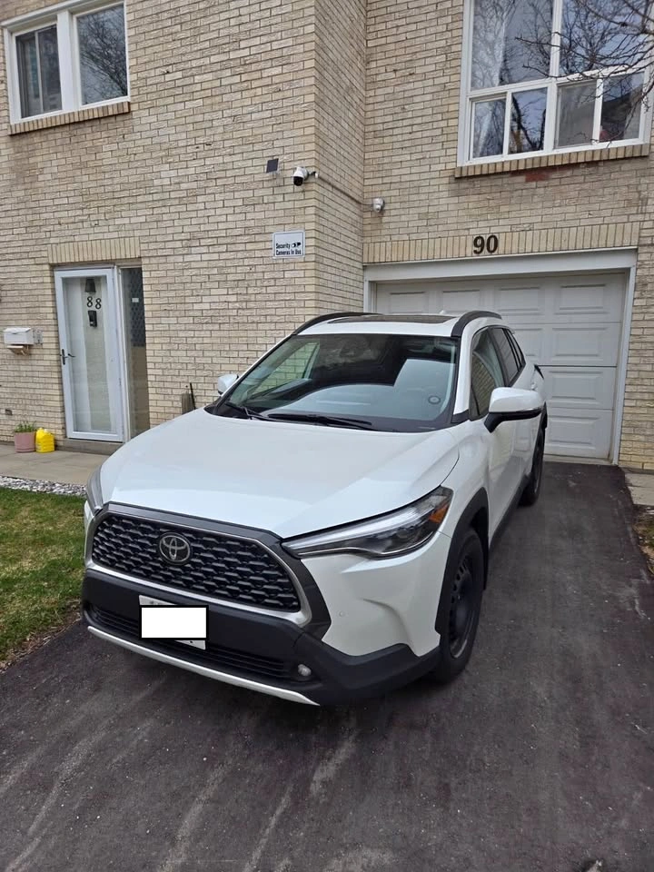 2022 Toyota Corolla Cross XLE AWD