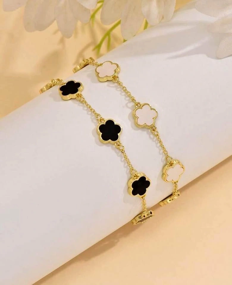 Simple & Fashionable Five Petals Copper Bracelet For Women.