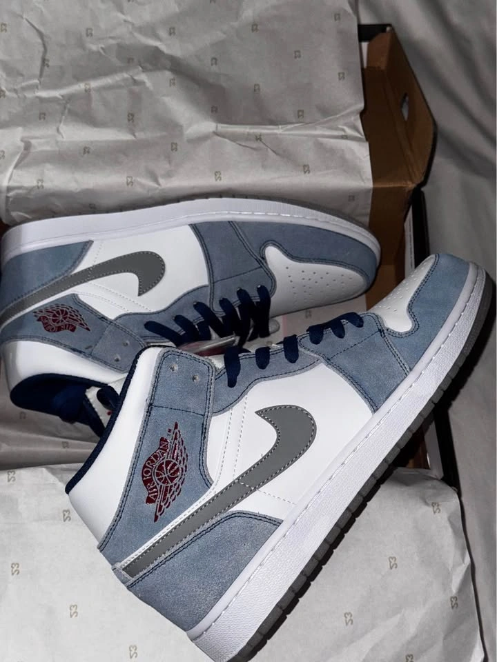 Jordan 1 Mid White Light Blue Denim - photo 2