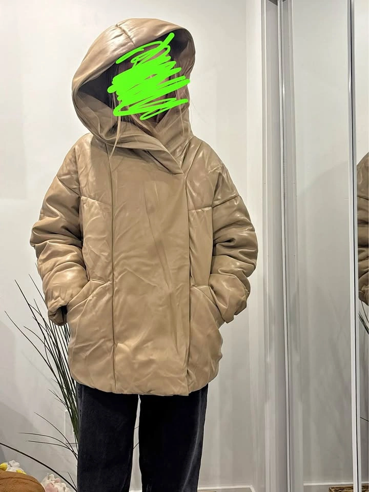 Beige leather jaket