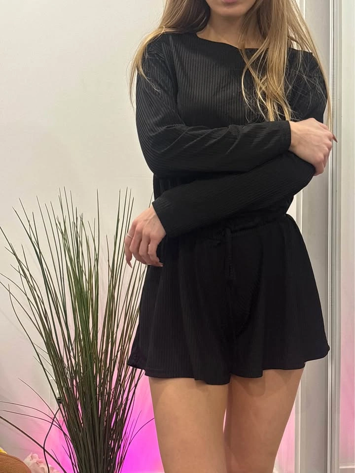 Black lightweight suit - shorts and jacket - photo 3