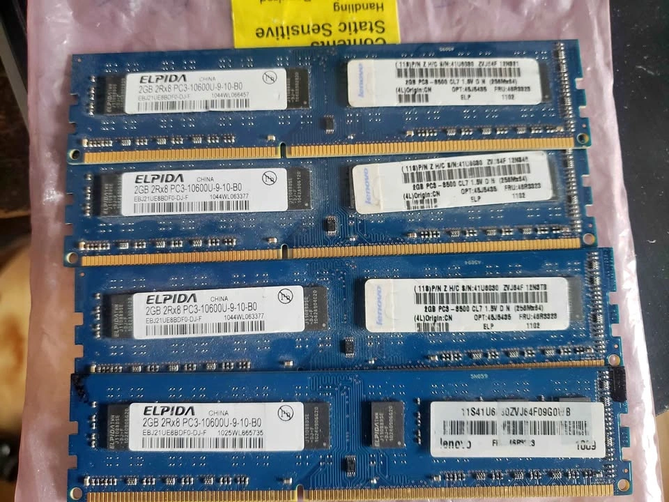Elpida 2GB DDR3 RAM PC3-10600U (Set of 4)