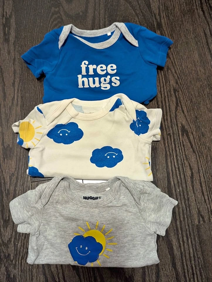Huggies 6M Baby Onesies 3-Pack organic cotton