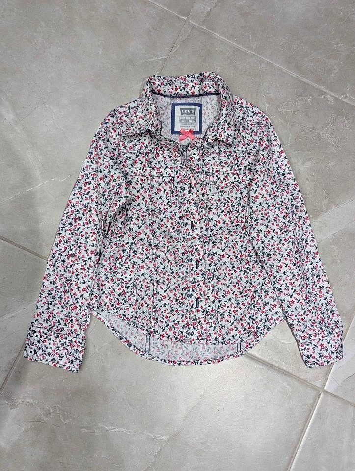Levi’s Floral Button-Up Shirt Long Sleeve Size 4-5Y