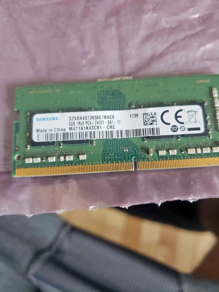 Samsung 8GB DDR4 Laptop RAM M471A1K43CB1-CRC