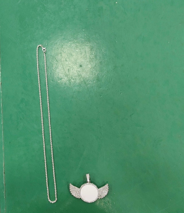 Silver circle chain