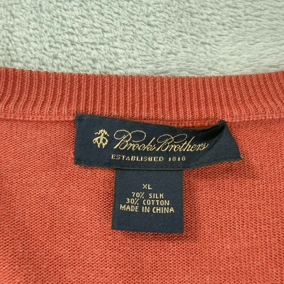 Brooks Brothers Men's XL V Neck Silk/Cotton Sweater - photo 2