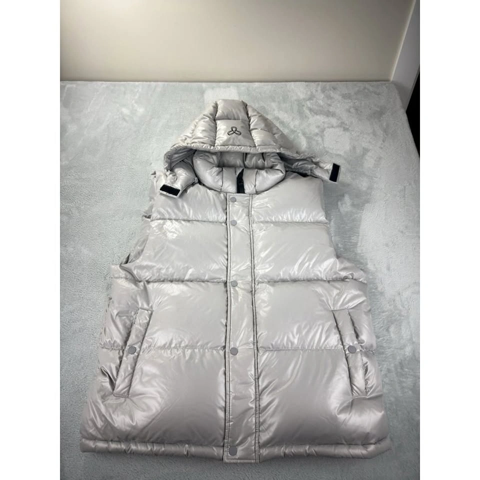 Aritzia TNA Mr Super Puff Grey Vest Men's XL