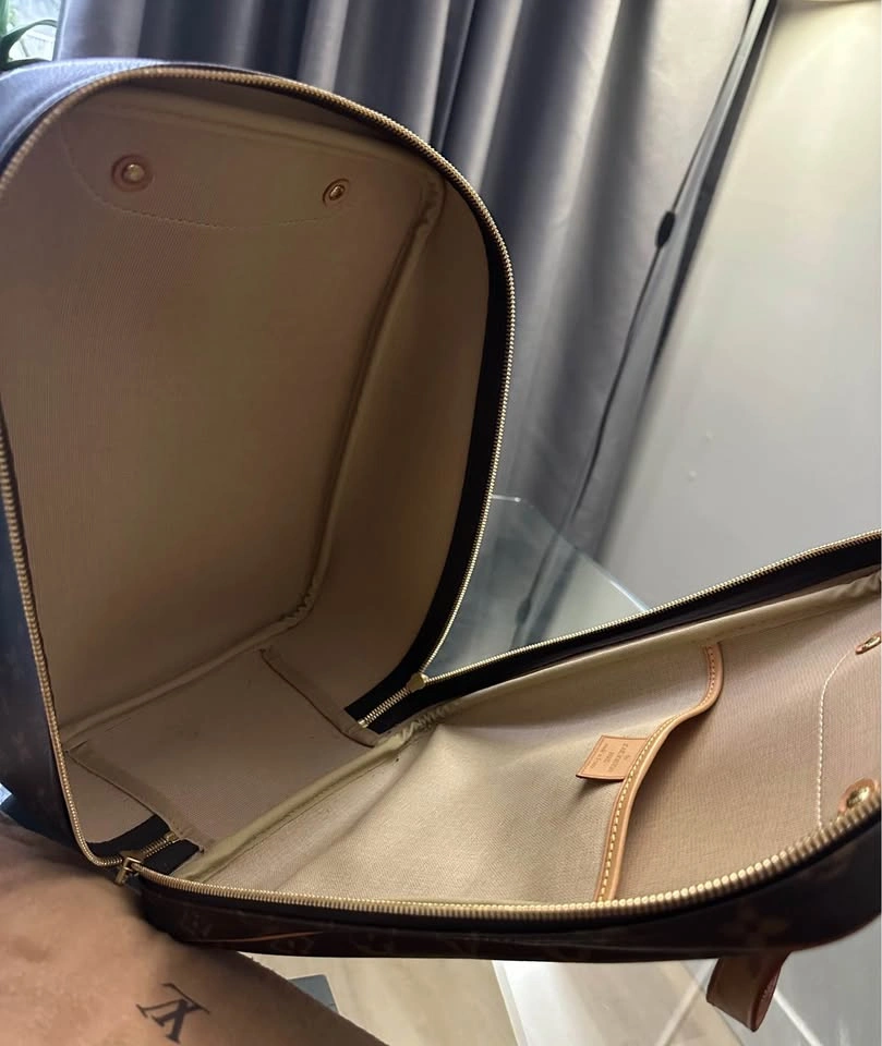 Louis Vuitton Handbag - Authentic - photo 2