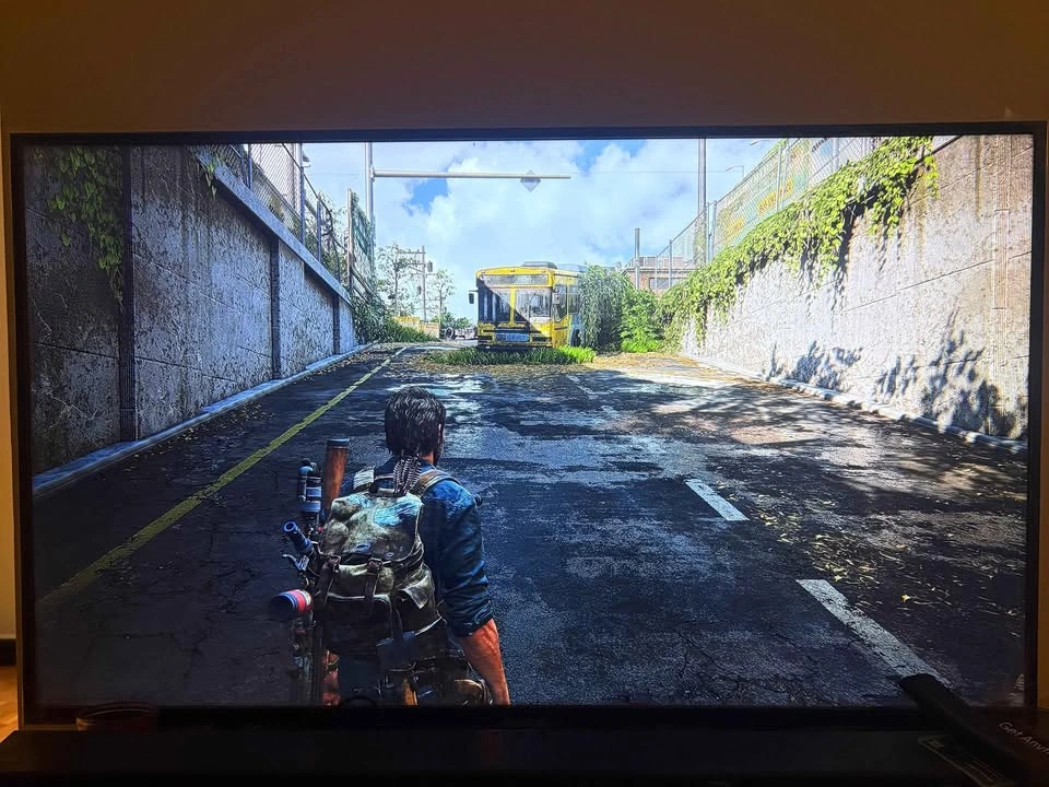 Samsung 43" 4K UHD TV for Sale