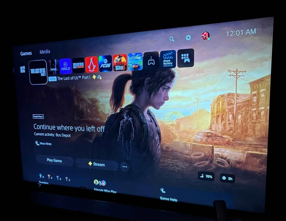 Samsung 43" 4K UHD TV for Sale - photo 4