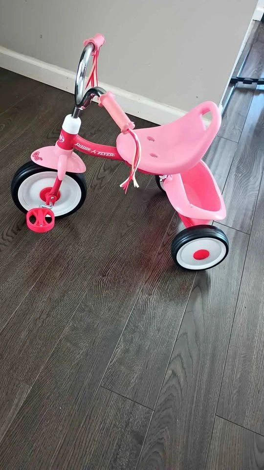 Radio Flyer Tricycle for 2-Year-Old Girl