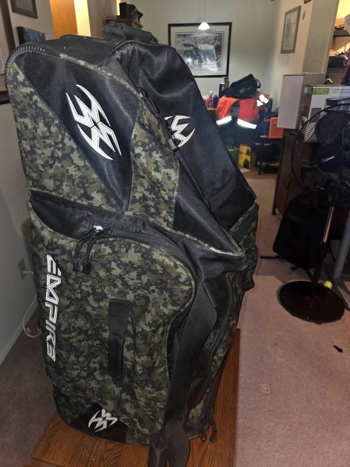 Heavy duty Bag with many compartments - Deer Run