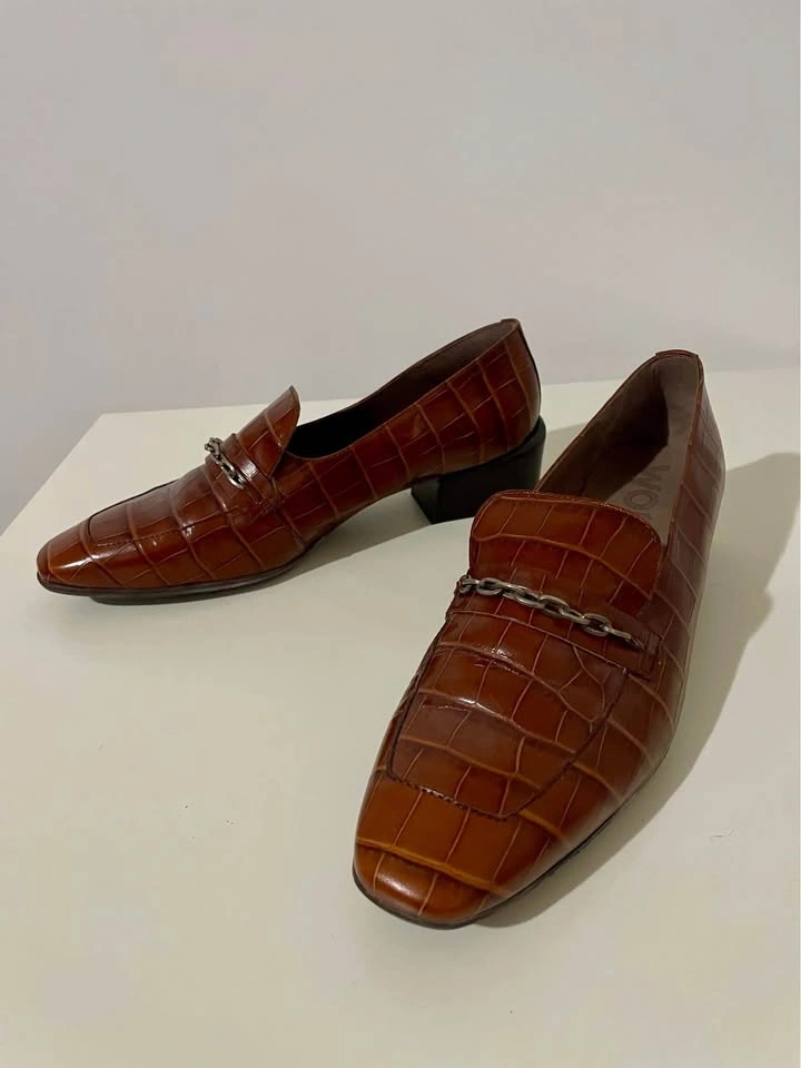Wonders Women's Brown Croc Loafers w/ Chain Detail Size 41 - photo 2