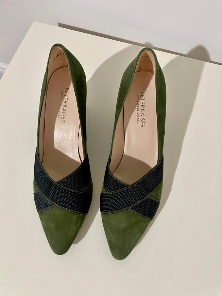Peter Kaiser Olive Green Suede Pumps Black Cross-Strap Size 10