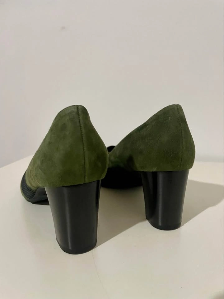 Peter Kaiser Olive Green Suede Pumps Black Cross-Strap Size 10 - photo 5
