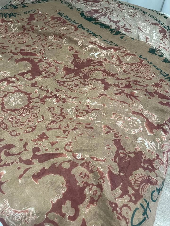 Carolina Herrera Patterned Scarf Shawl - photo 2