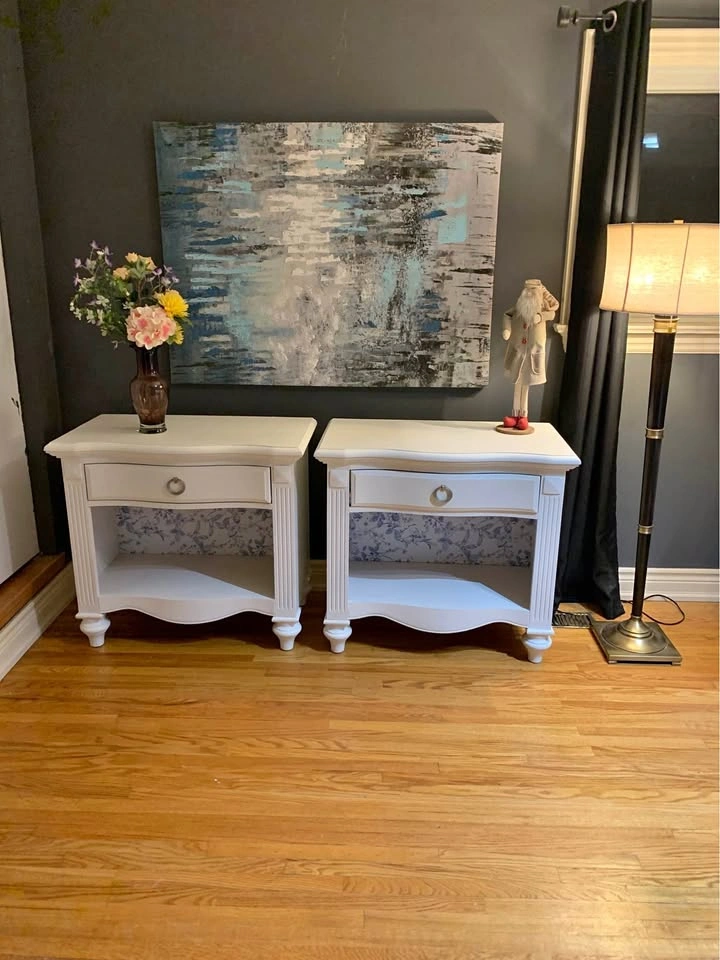 Large solid wood night stands /side tables.