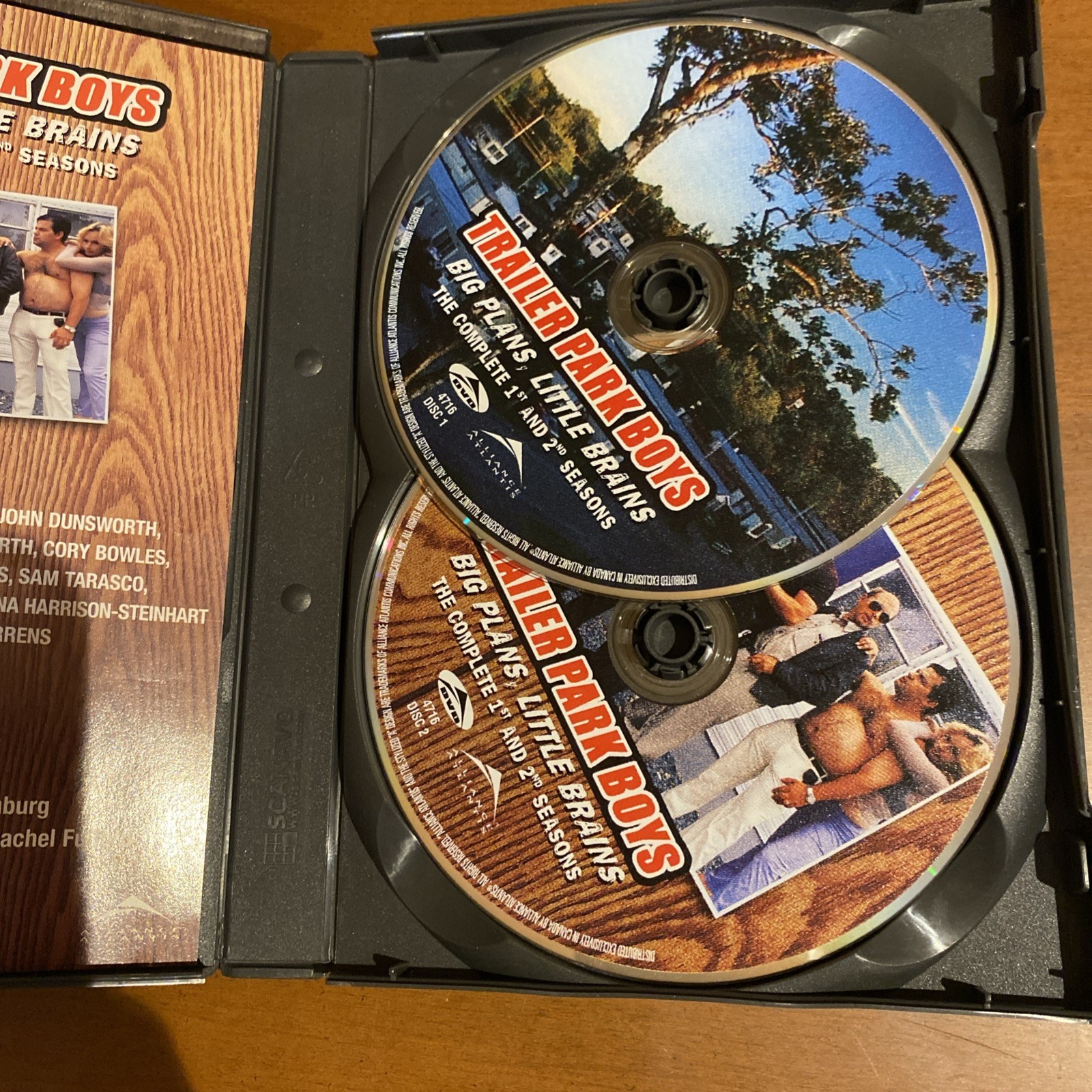 Trailer Park Boys: Seasons 1 & 2 DVD (3 Discs) - photo 3