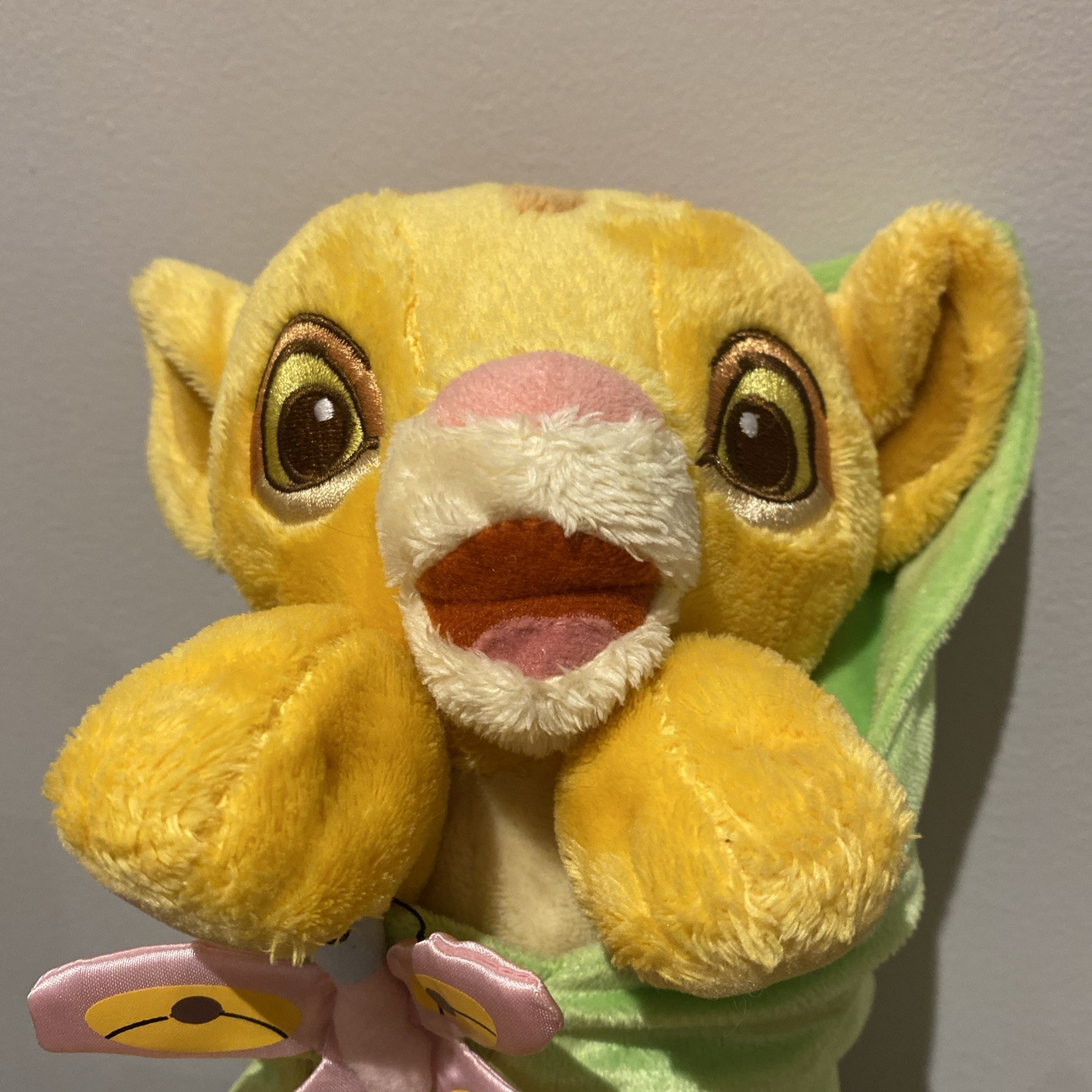 Disney Babies The Lion King SIMBA Stuffed Animal Plush Toy Leaf - photo 2