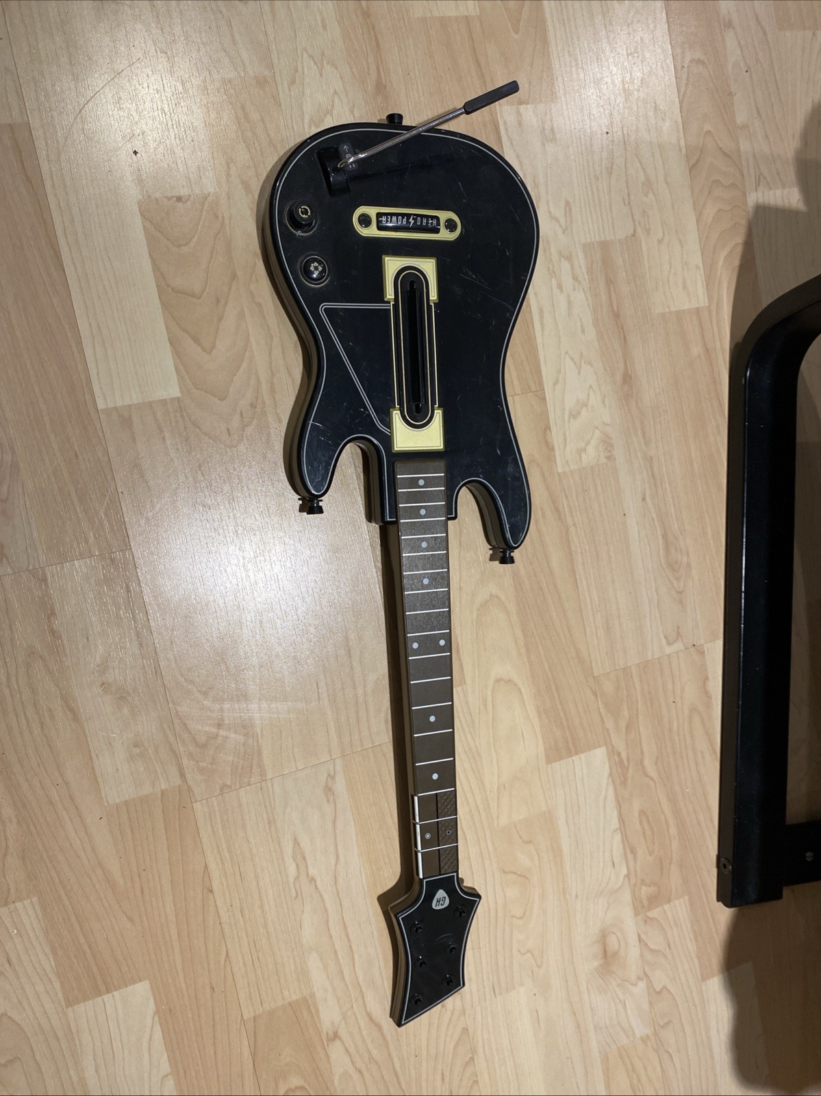 2x Tested Activision Guitar Hero Live Guitar Controllers (No Don - photo 4