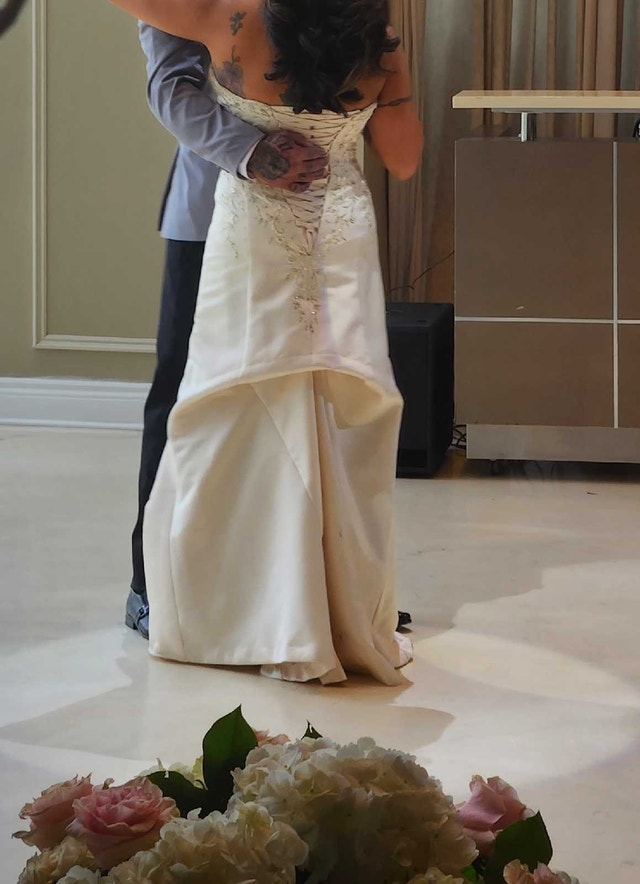 Ivory Wedding Dress - photo 3