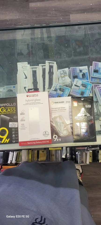 New Replacement screen protector on the spot. - photo 2