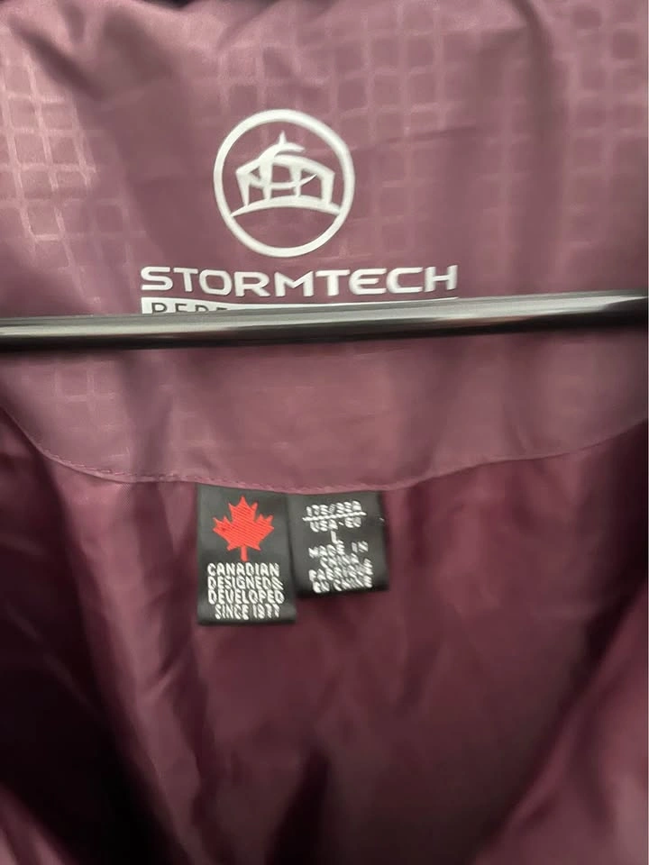 Stormtech Performance Winter Coat - Size L - photo 3
