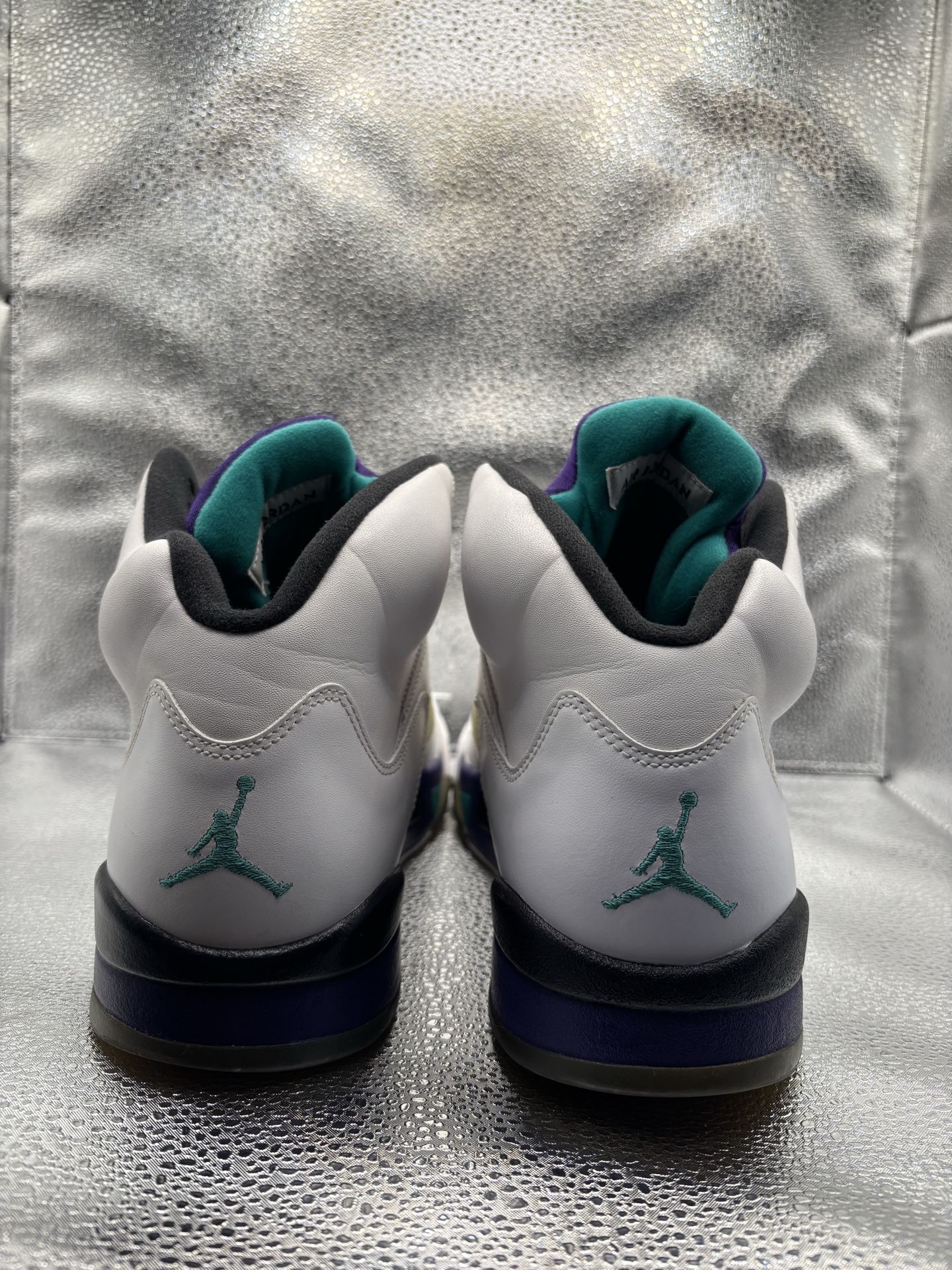 Air Jordan 5 Grape 2013 - photo 4