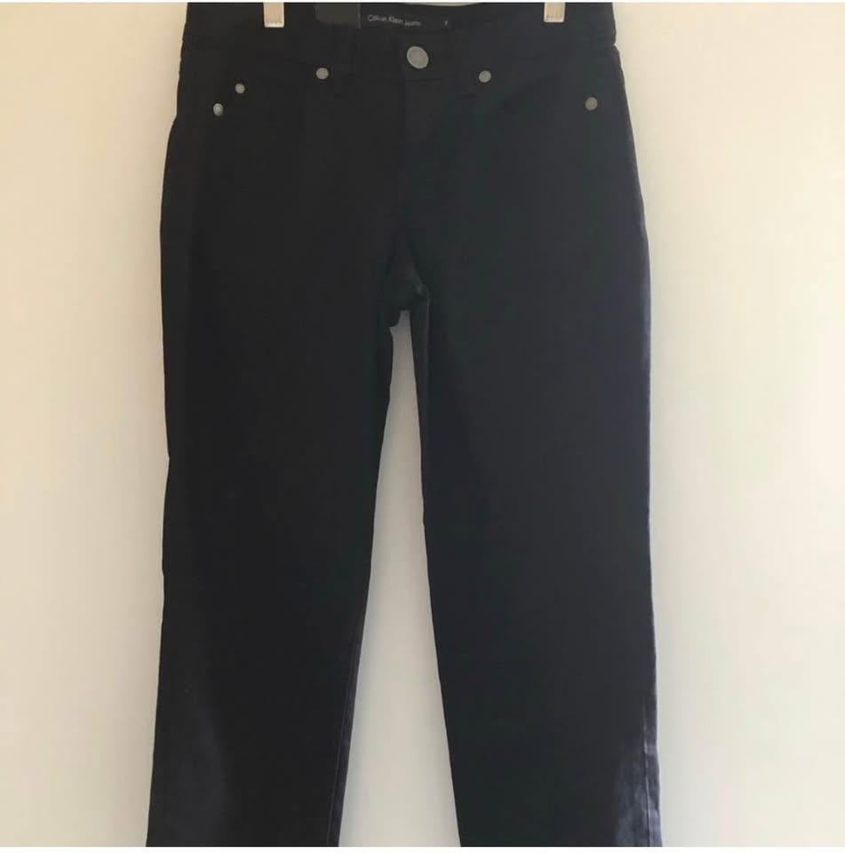Calvin Kleins Cropped Skinny Jeans - photo 2