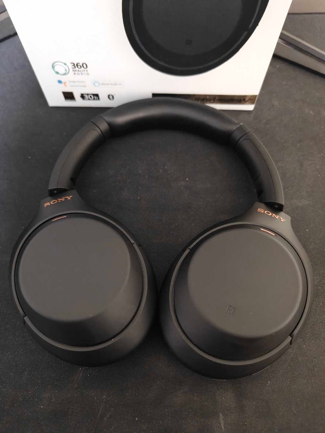 Sony WH-1000XM4 Headphones - photo 2