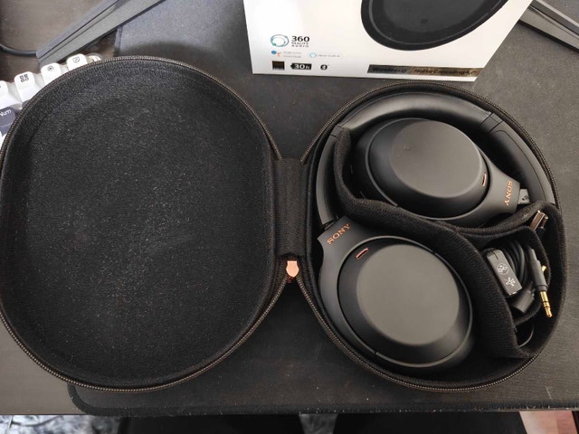 Sony WH-1000XM4 Headphones - photo 4