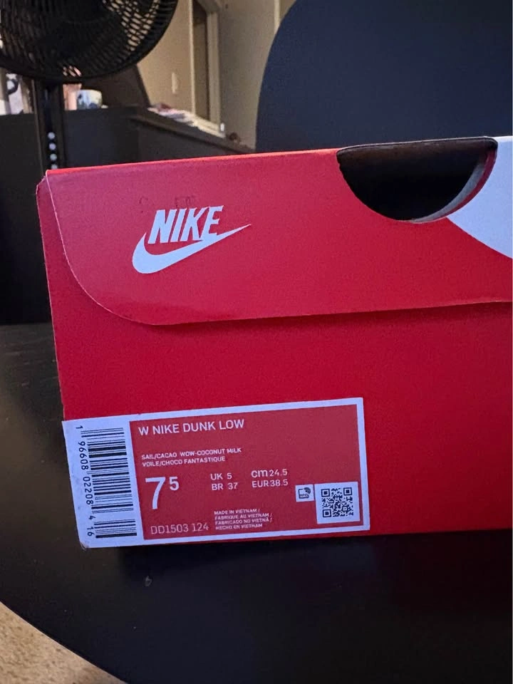 Woman’s Nike Dunk Low Cacao Wow W7.5 - photo 4