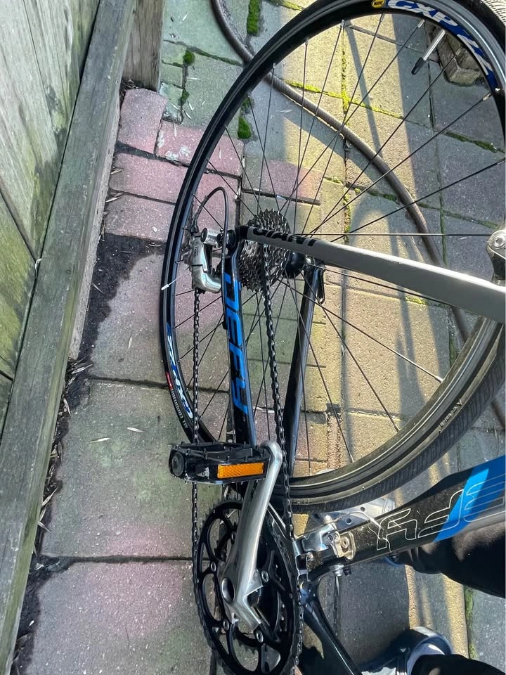 Giant Defy Alliance 1 Carbon Road Bike - photo 5