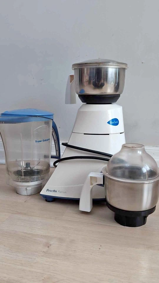 Preethi Platinum Mixer Grinder with 3 Jars