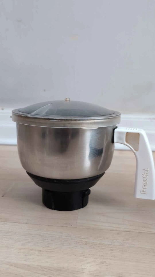Preethi Platinum Mixer Grinder with 3 Jars - photo 3