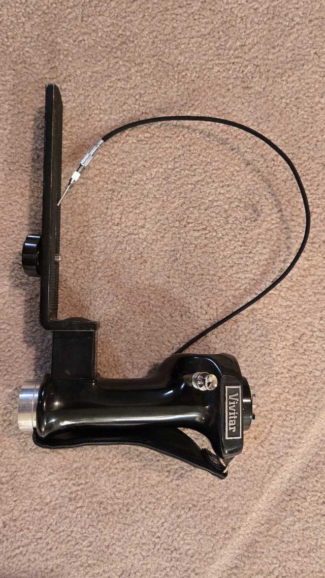 Vivitar Flash Bracket - photo 2