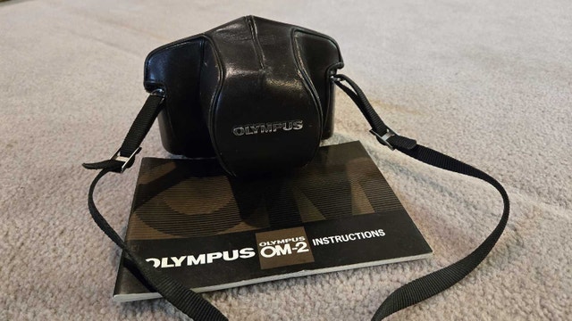 Olympus OM2 35mm Film Camera - photo 3
