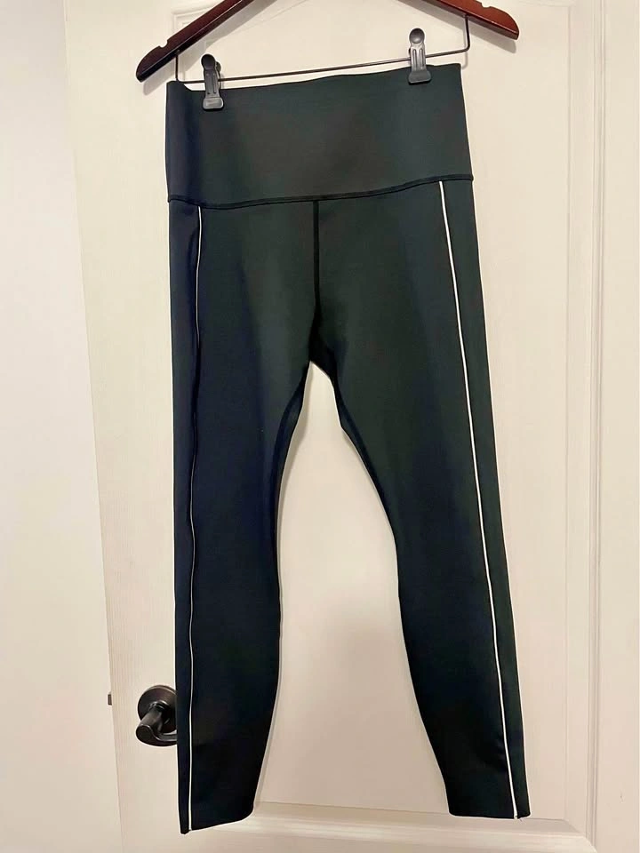 Knix Black High-Waist Active Leggings - L/G